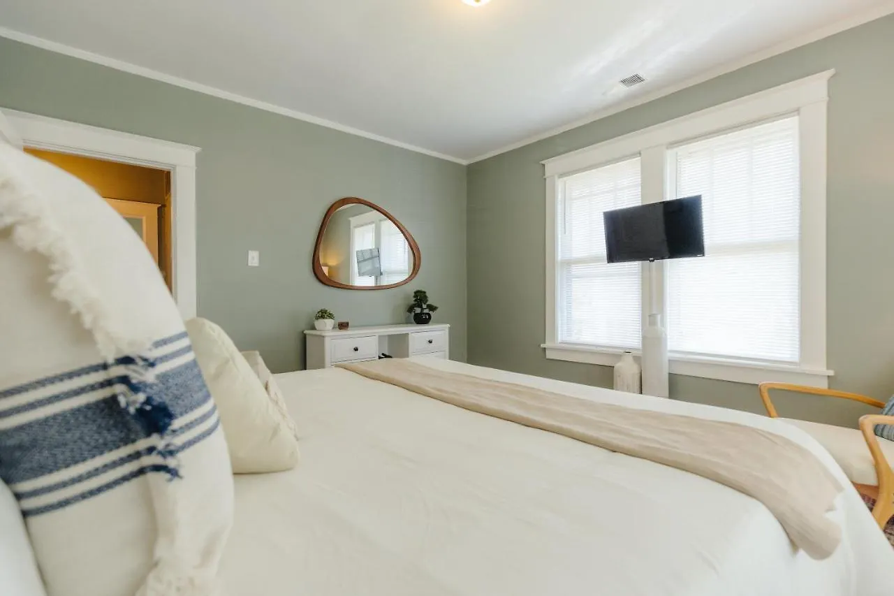 度假居 Historic Revival 2Br Midtown Memphis Free Parking Fast Wifi Free Parking Yes Pets别墅